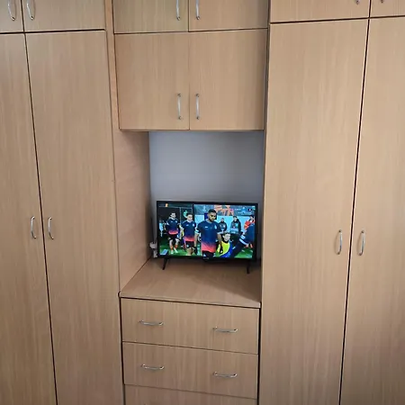 2 Brazda Lui Novac Апартамент